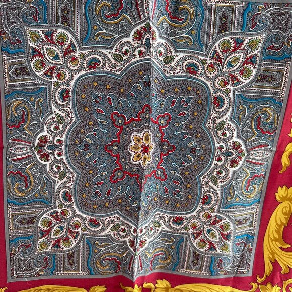 Honey NWT Silk Scarf 30x30 Baroque Gold Red Blue - Picture 10 of 10